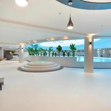 Apartament Hanza Tower Baobab - 20 Spa Jacuzzi & Pool & Sauna Szczecin